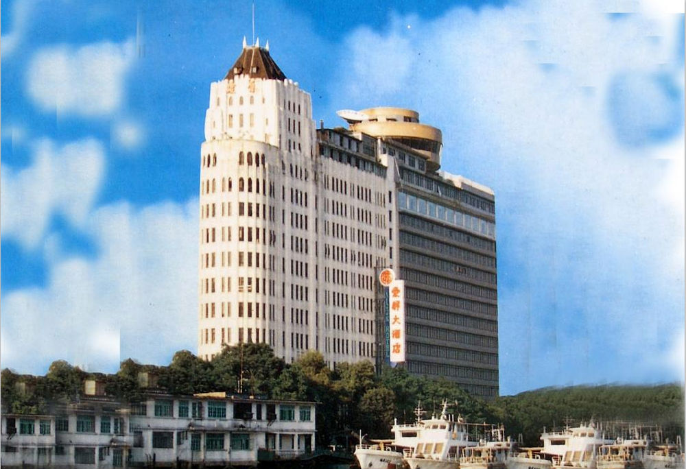 酒店園區(qū)類停車場管理方案：特殊車輛分區(qū)引導(dǎo)、社會車輛合理收費(fèi)